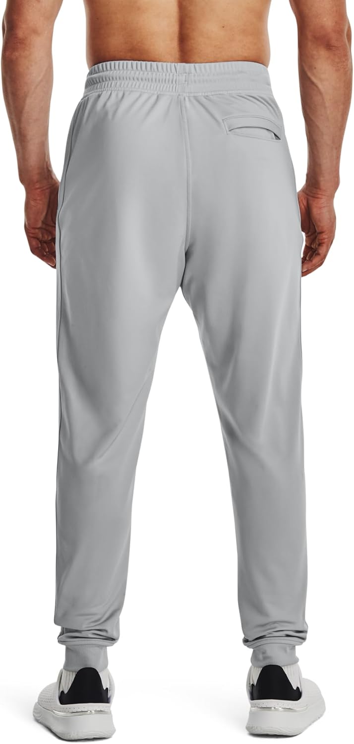 Under Armour Herren Sportstyle Tricot Jogger Warm und Bequem Fleece Trainingshose Jogger Hose mit Taschen 12 61noC9dOszL. AC SL1500 - rockonmodels.de